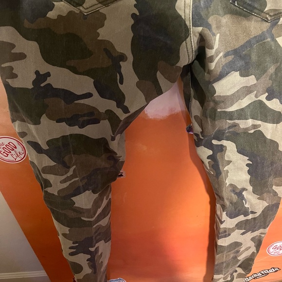 TheGoodlife from Fashionova size 36*32 - Picture 2 of 5